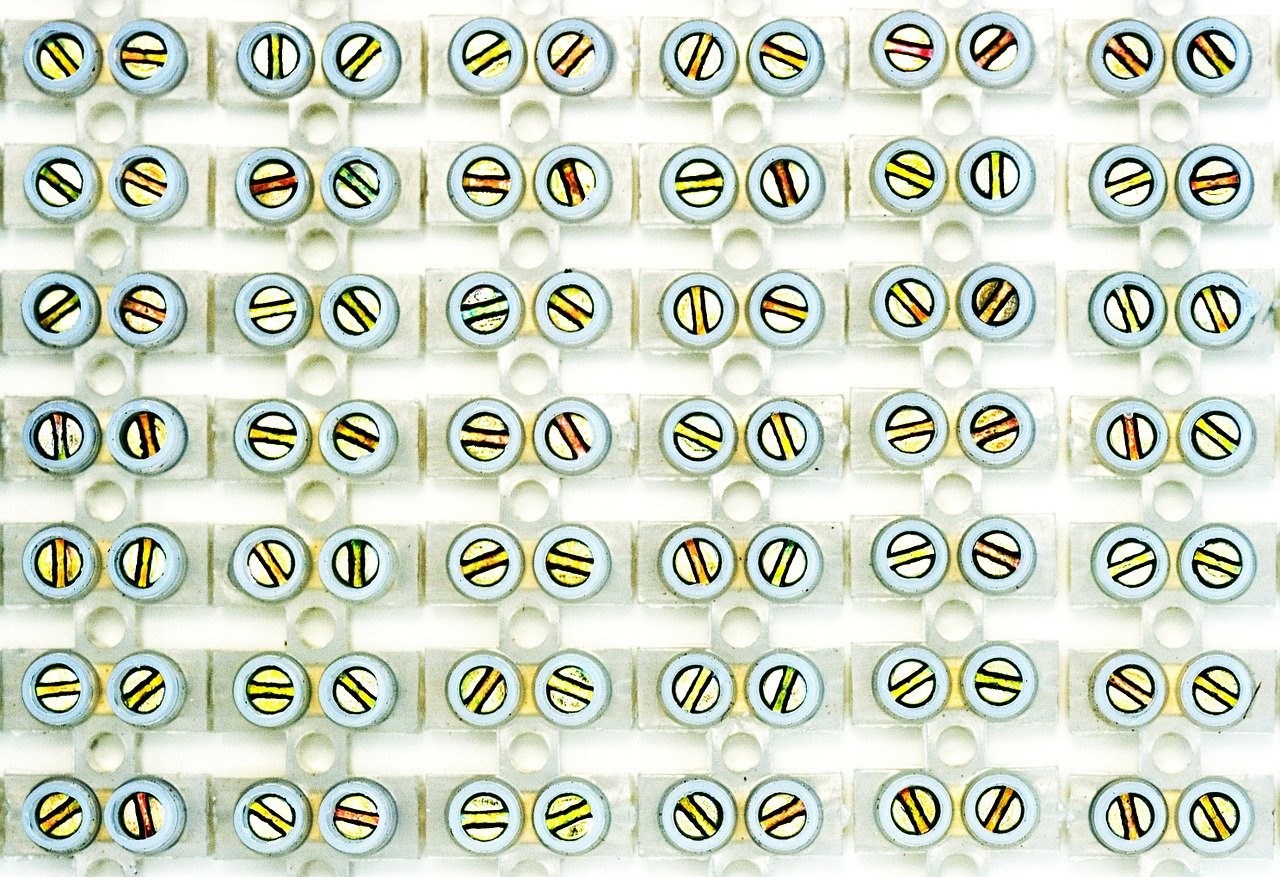 Électricien Enghien‑les‑Bains – Dépannage et Rénovation 7j/7