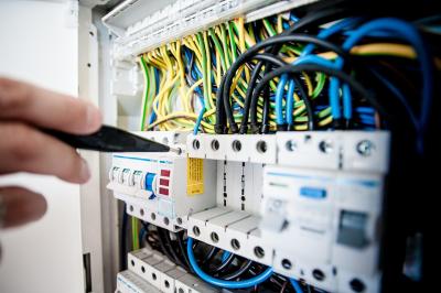 Électricien à Montigny-le-Bretonneux – Pierre sur Pierre Electric Services - electricien montigny le bretonneux - electricien montigny-le-bretonneux